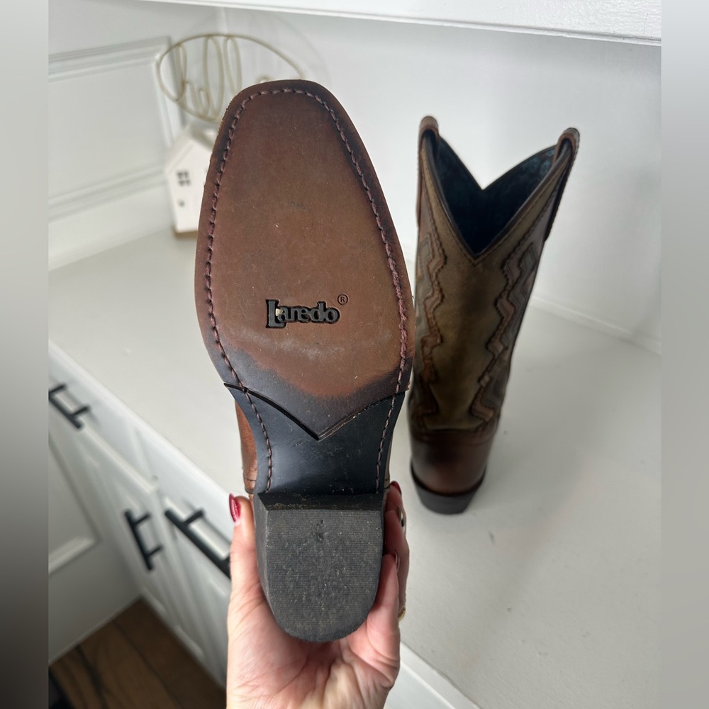 **SOLD**Laredo Women’s 7.5M Western Cowboy Boots Distressed Brown Zig-Zag - Picture 8 of 9